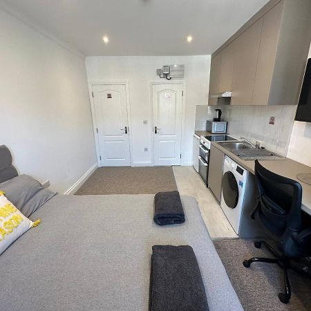 Bright Modern, 1 Bed Flat, 15 Mins Away From Central London Hendon Extérieur photo