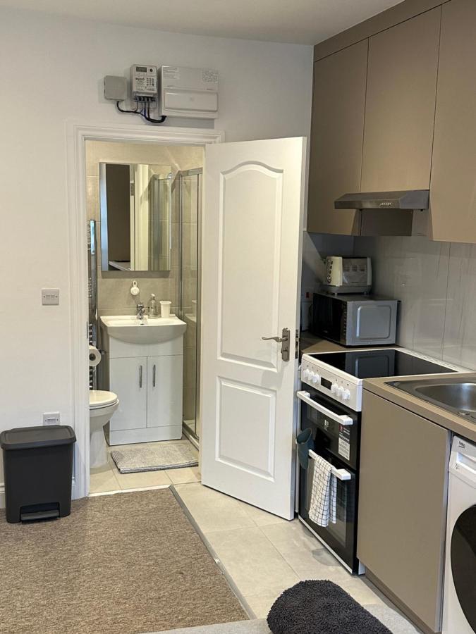 Bright Modern, 1 Bed Flat, 15 Mins Away From Central London Hendon Extérieur photo